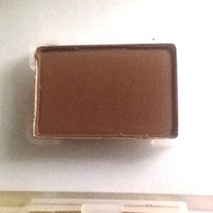 New! Cinnabar Chromafusion eye shadow